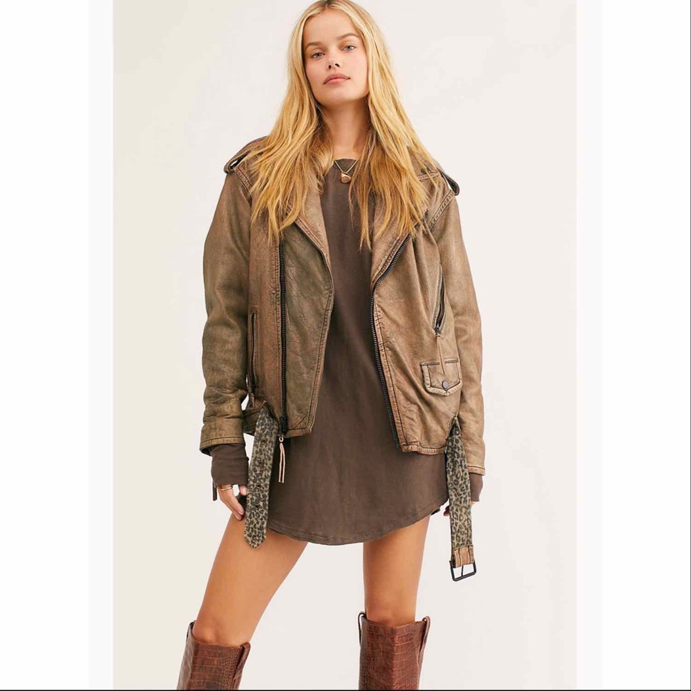 ✨Free People Arden Long Sleeved Tee✨ - Picture 2 of 8